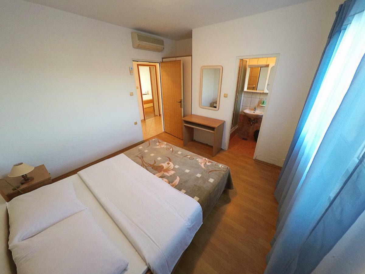 Apartments Piculjan 로파르 외부 사진